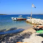 With A Parking Space Stinjan, - 7369 Pula